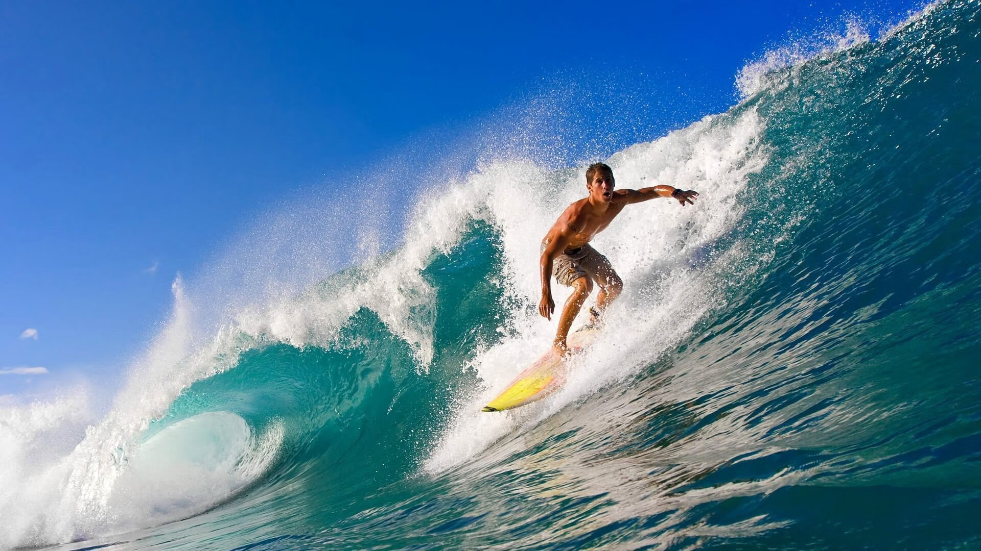 电竞赛场焦点!韩国队对阵西班牙队,体能极限考验,赛场硬仗一触即发